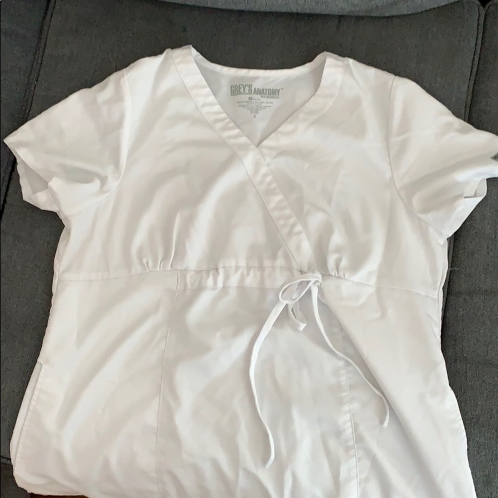 White Grey’s Anatomy maternity scrub top size S